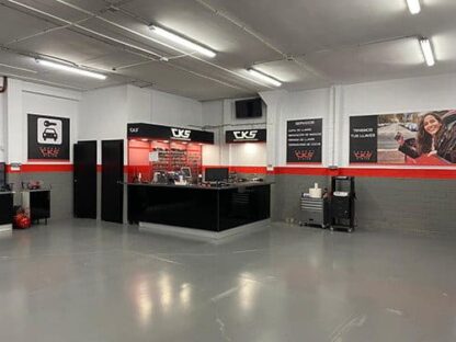 CARKEY Madrid interior taller